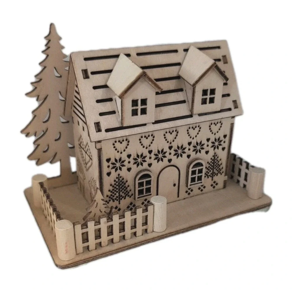 World Market Laser Cut Wood‎ Folk Cottage Hearts LED Light Up 2021